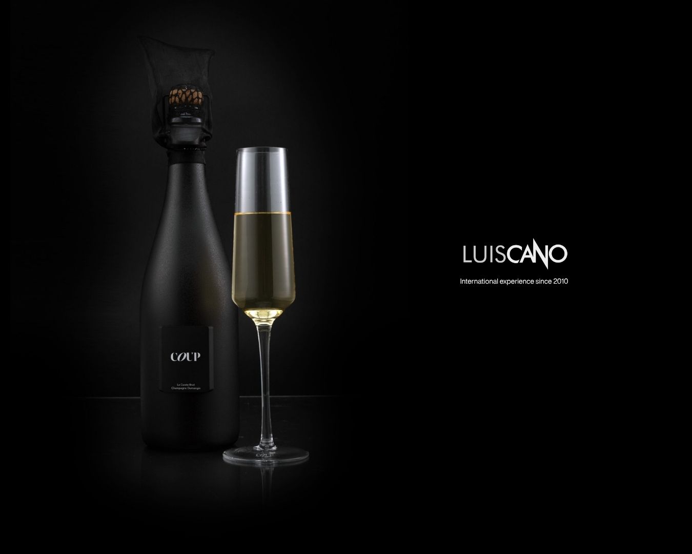 Creative beverage and liquid motion photography for international commercial brands.