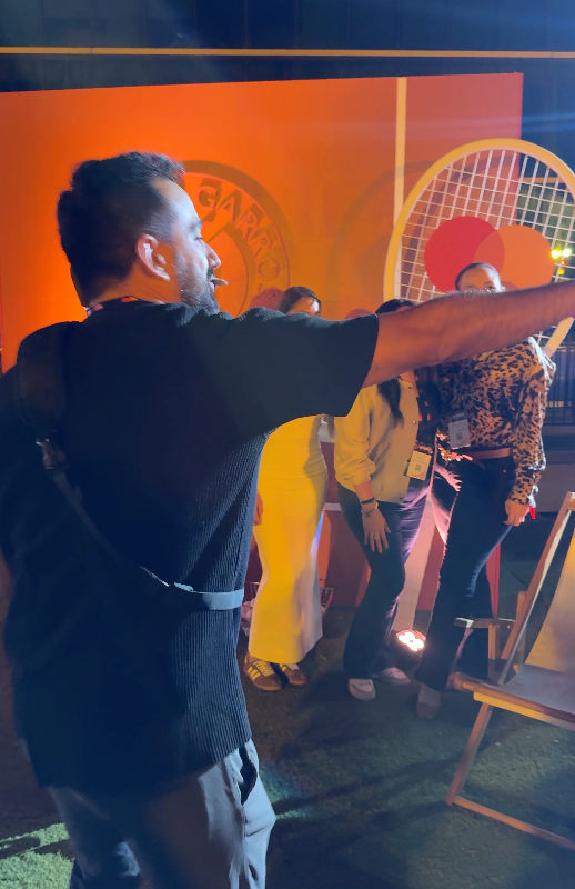 Advertising photographer Luis Cano capturing large-scale corporate events with a cinematic and brand-focused vision.