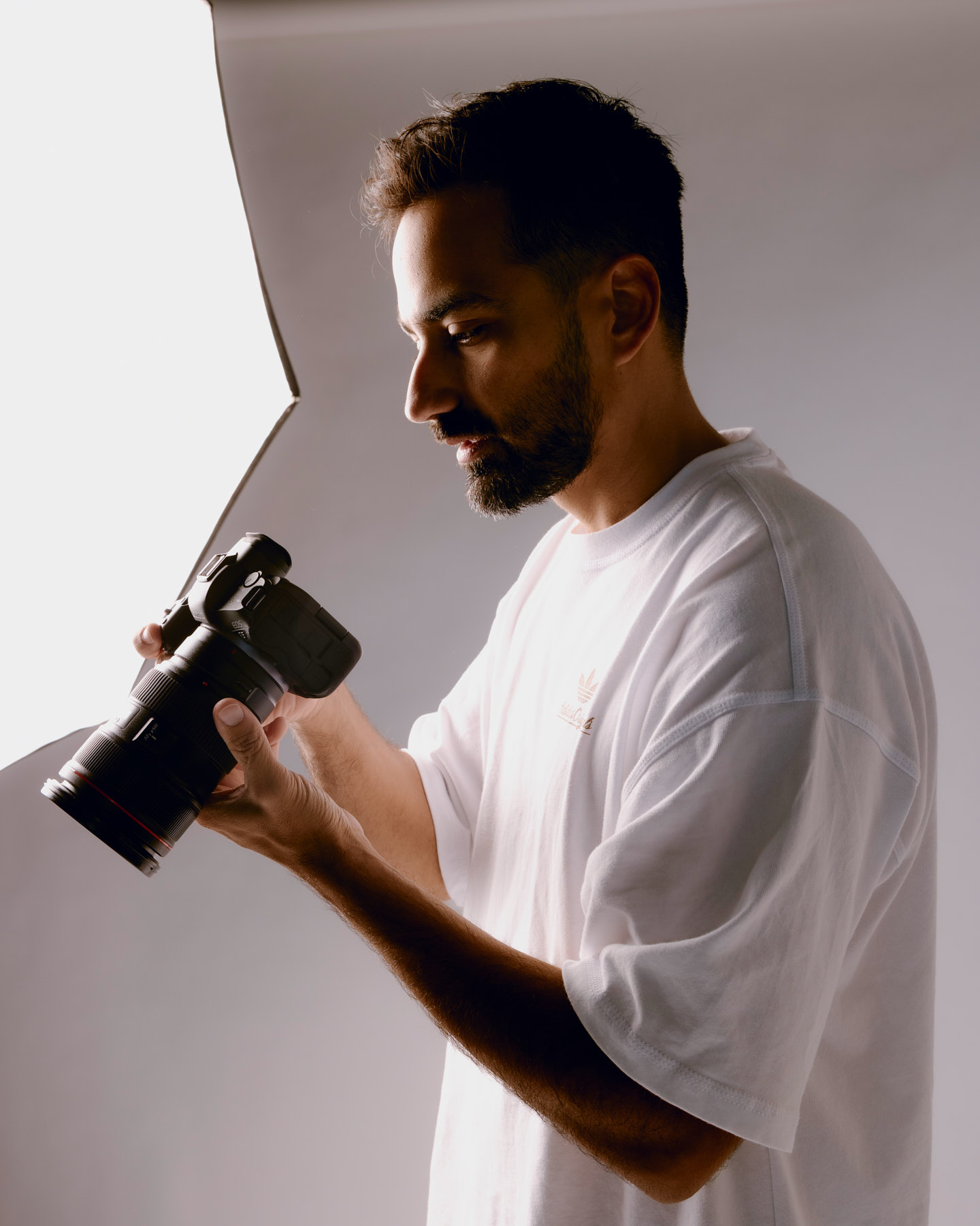 Professional commercial and advertising photographer Luis Cano based in Miami, specializing in luxury hospitality, gastronomy, and global events.