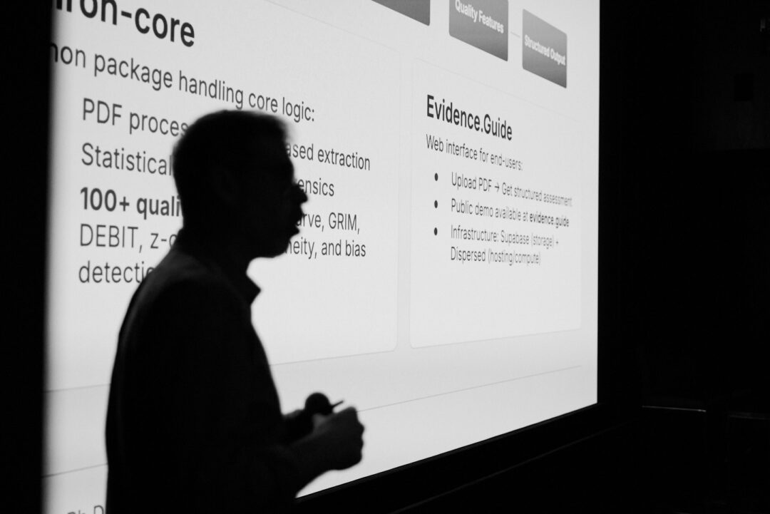 Comprehensive event photography coverage for RenderCon in Los Angeles, capturing keynote speakers, creative workshops, and high-level networking by commercial photographer Luis Cano. Professional event photography of RenderCon Los Angeles tech conferences by Luis Cano, featuring cinematic lighting and high-end visual production.