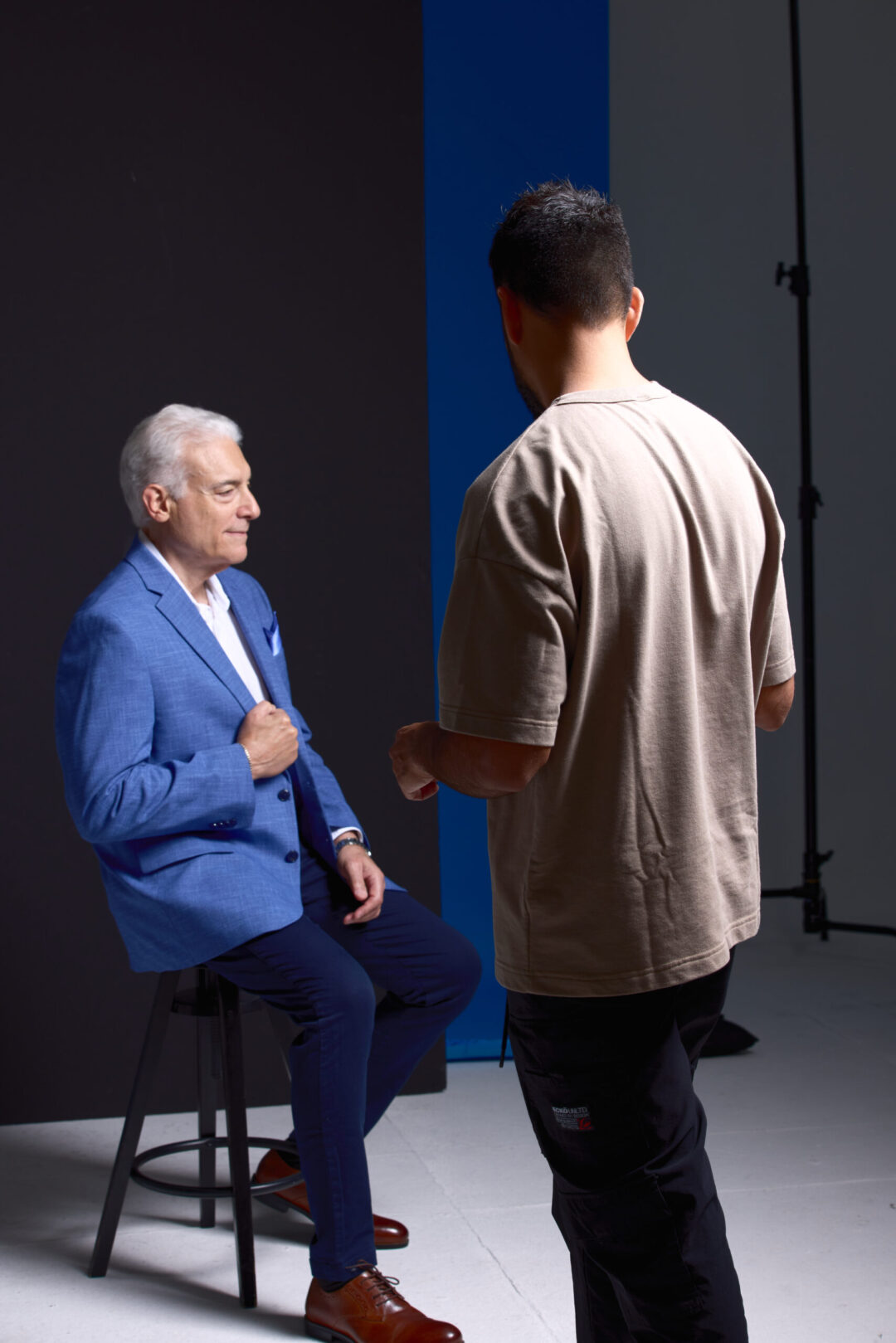 uis Cano leading a commercial advertising photoshoot with high-end lighting and professional art direction in Miami.