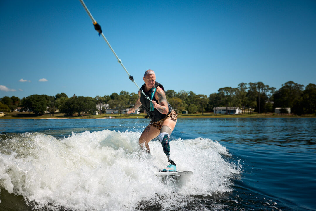 Action and documentary visual production for the Wake for Warriors (W4W) foundation. Capturing wounded veterans and their families experiencing therapeutic water sports, wakeboarding, and wake surfing as pathways to emotional and physical healing. Shot by Luis Cano. High-speed action sports photography of wounded veterans wake surfing at a Wake for Warriors therapeutic event, shot by Luis Cano.