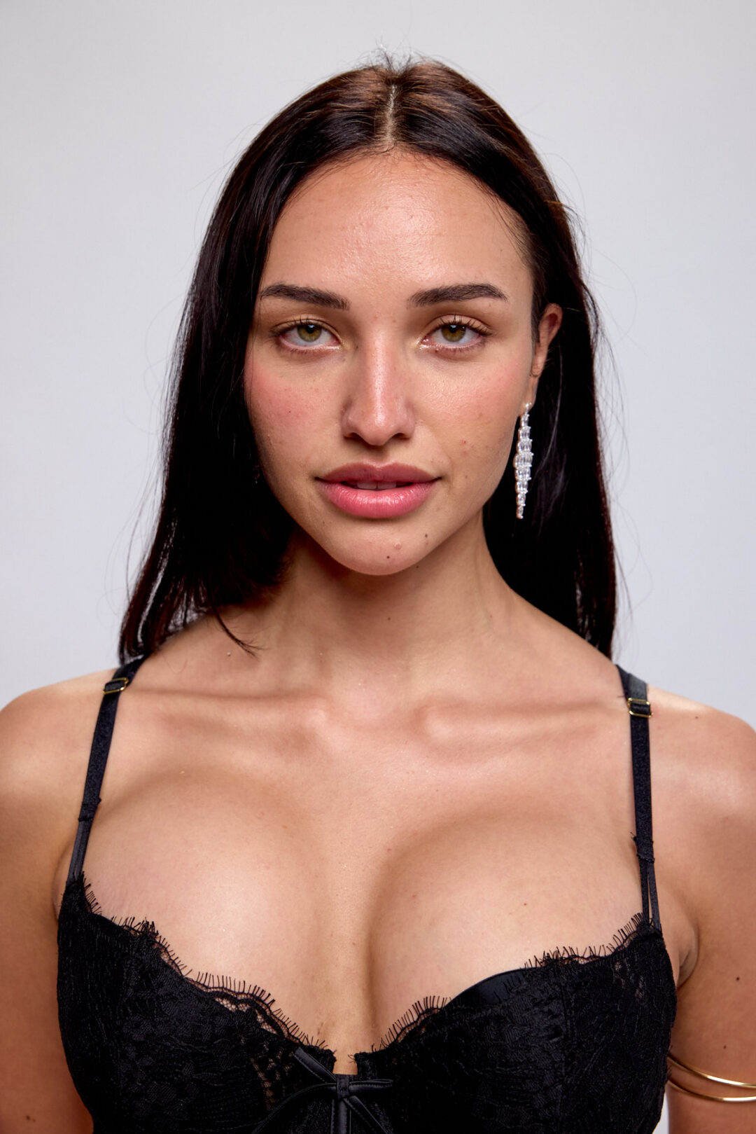Comprehensive commercial visual production for the official Miami stop of the Victorias Secret Angels Among Us 2026 Casting Tour at Dadeland Mall. Complete multi-perspective coverage of runway evaluations and pre-screening areas, led by Luis Cano. Commercial runway photography of the Victorias Secret Angels Among Us casting tour evaluations in Miami by Luis Cano.